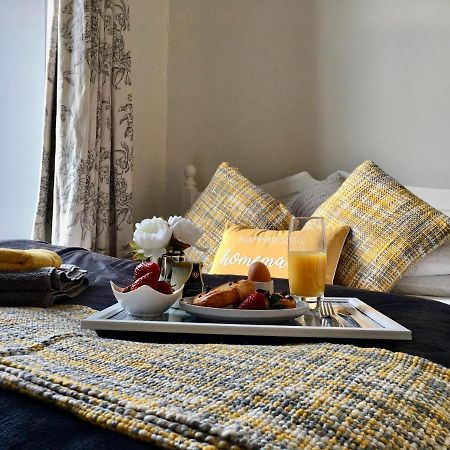 Cosy 2 Bedroom Central Apartment - Free Parking, Free Wifi Aberdeen Dış mekan fotoğraf