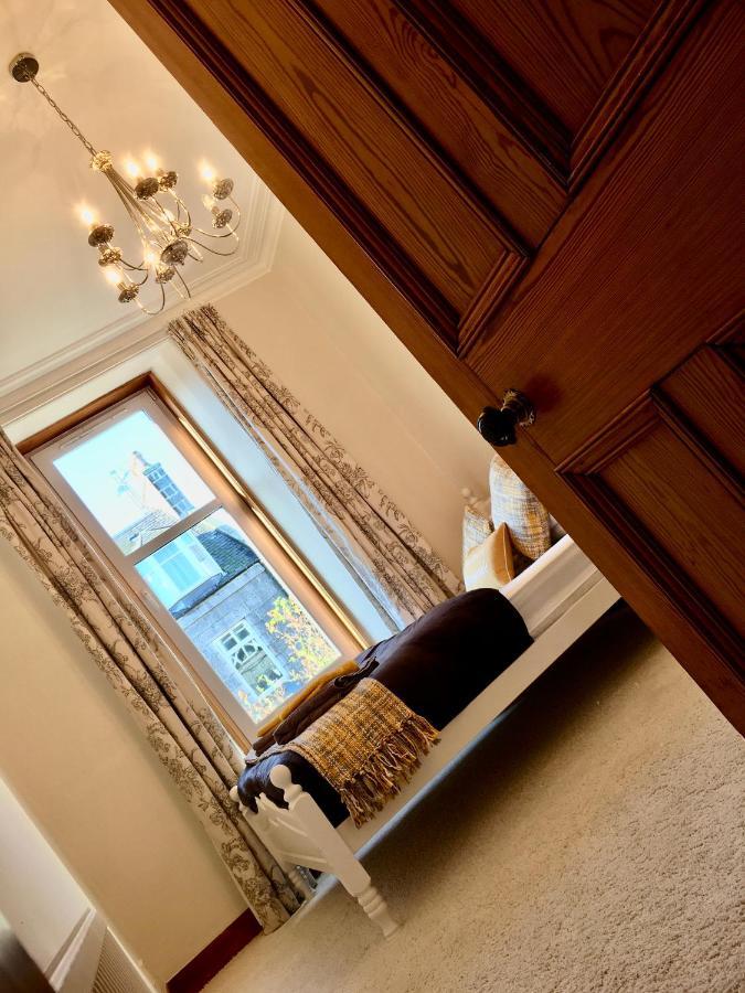 Cosy 2 Bedroom Central Apartment - Free Parking, Free Wifi Aberdeen Dış mekan fotoğraf